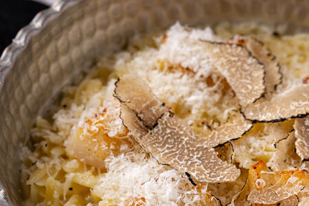 Орзо с гребешком и трюфелем