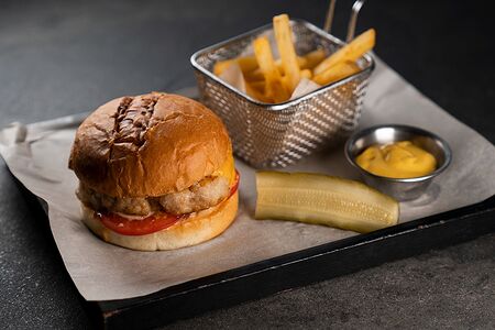 Чикен бургер