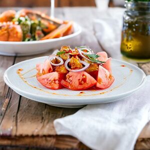 Салат с жареным баклажаном