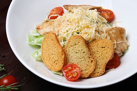 Цезарь с курицей