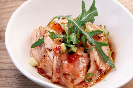 Семга на подушке из овощей