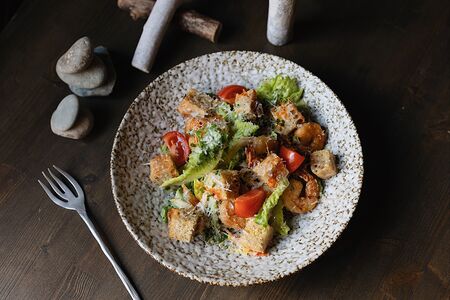 Салат Два Цезаря с креветками