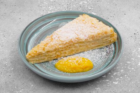 Торт кокосовый Наполеон