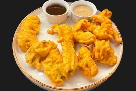 Темпура с морепродуктами и цукини