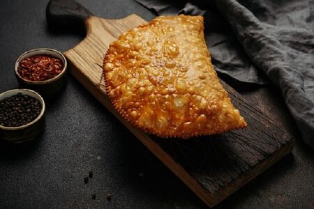 Чебурек с бараниной