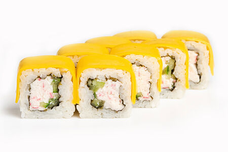 Ролл с крабом и сыром