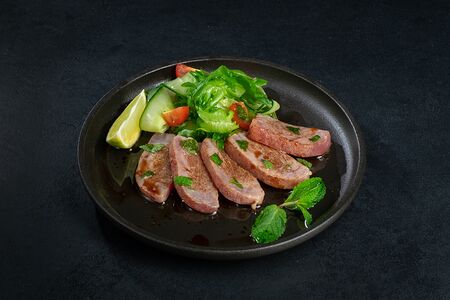 Татаки с тунцом