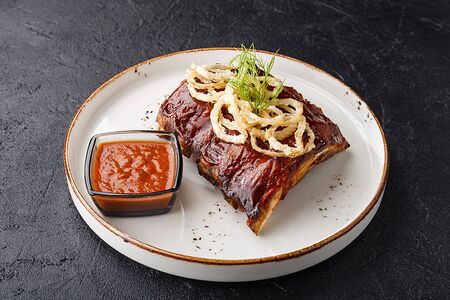 Ребрышки под сладким соусом чили