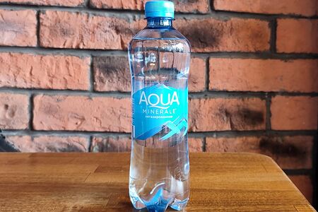 Вода Aqua Minerale без газа