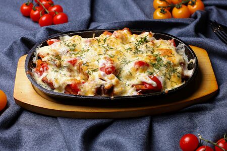 Сковородка со свининой