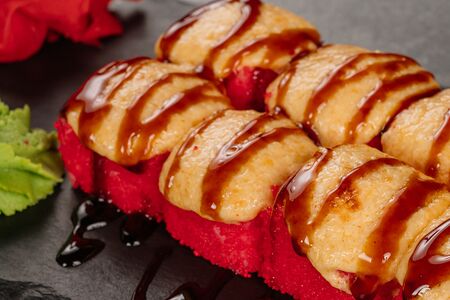 Запеченный ролл Астория