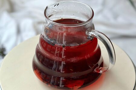 Фруктово-ягодный чай с можжевельником