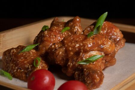 Крылья Том Ям