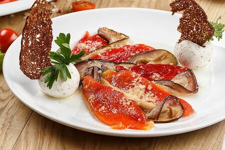 Салат из жареного перца