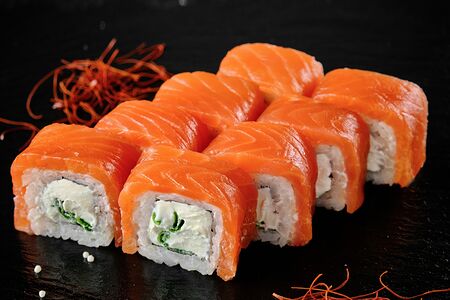 Филадельфия с зеленым луком