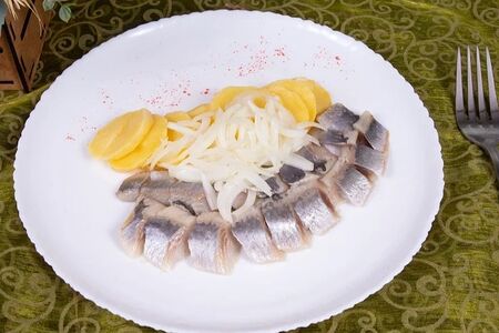 Сельдь с картофелем