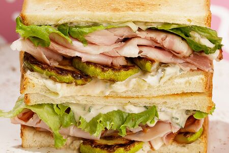 Сэндвич с ветчиной и цукини