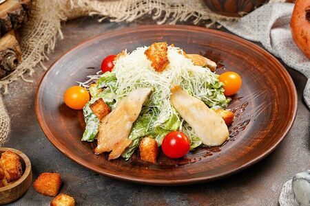 Цезарь с курицей