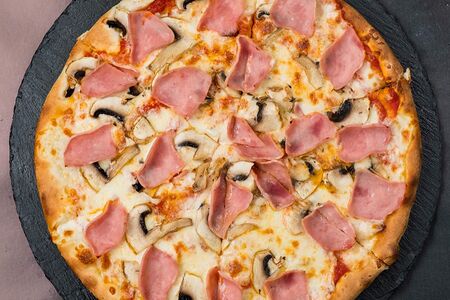 Пицца Прошутто Фунги