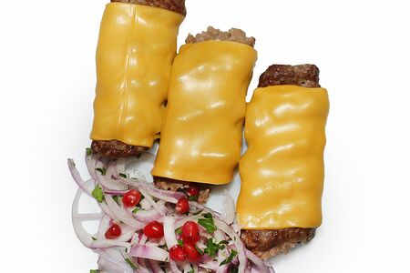 Люля-кебаб из телятины с сыром