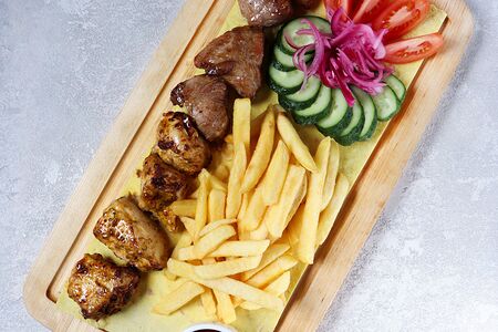 Мясное ассорти на гриле