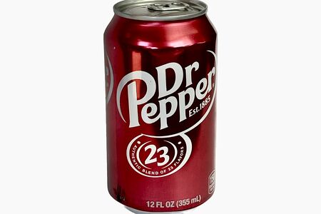 Газированный напиток Dr Pepper Classic