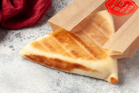 Лаваш с брынзой и зеленью