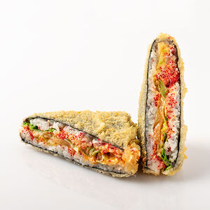 Ролл-сэндвич с лососем