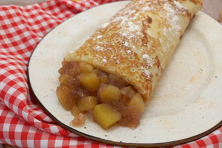 Блин яблочный штрудель