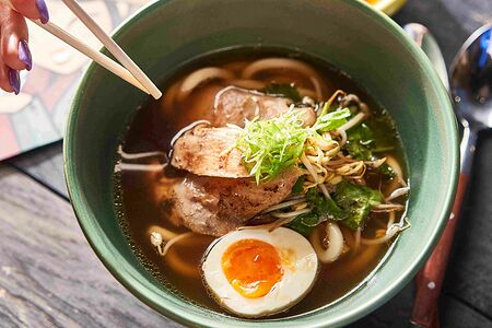 Корейский рамен с курицей