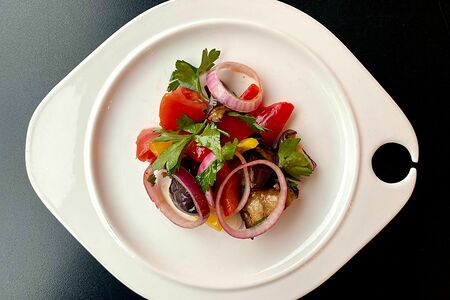 Баклажаны с овощами