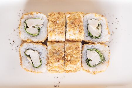 Ролл с курицей