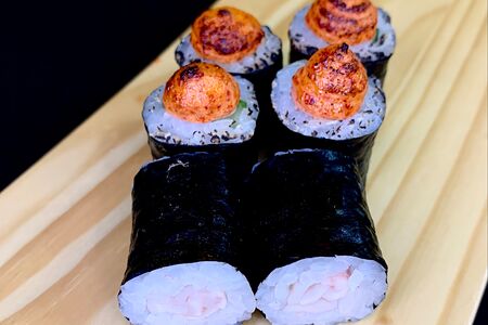 Гриль ролл с кальмаром