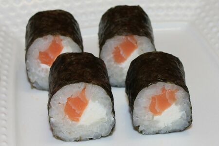 Мини с семгой и сыром