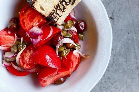 Узбекские томаты с красным сладким луком