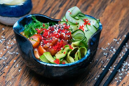 Поке с тунцом