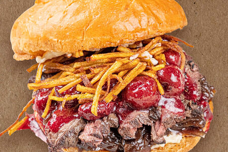 Олень бургер