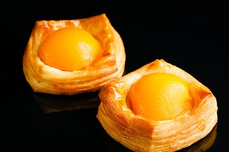 Дэниш с персиком