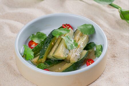 Битые огурцы