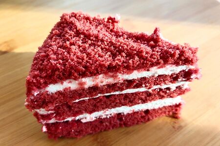 Пирожное Красный бархат
