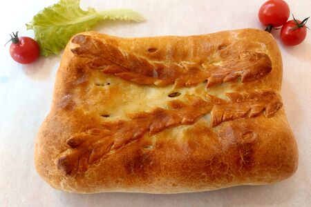 Пирог с мясом и капустой