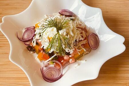 Новогодний Шопский салат