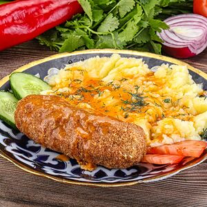 Котлета по-киевски с пюре