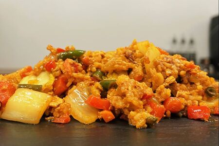 Тяхан с овощами и мясом