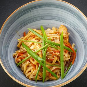 Удон с курицей