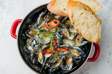 Мидии в трюфельном соусе