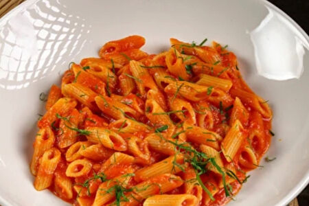 Паста Арабьята с узбекскими томатами