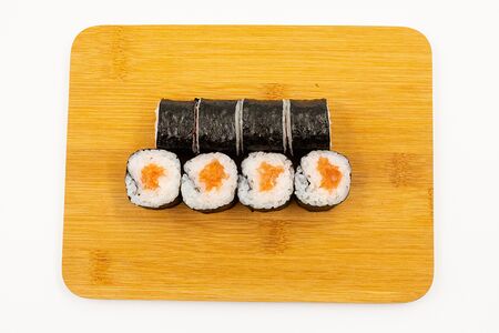 Хосомаки с лососем