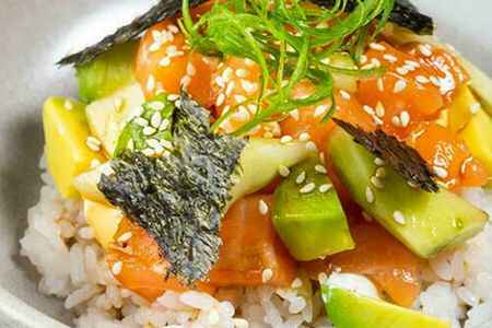 Поке с лососем