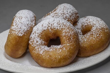 Пышка с пудрой